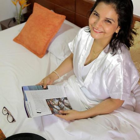 Hostal Macambo Iquitos Eksteriør billede