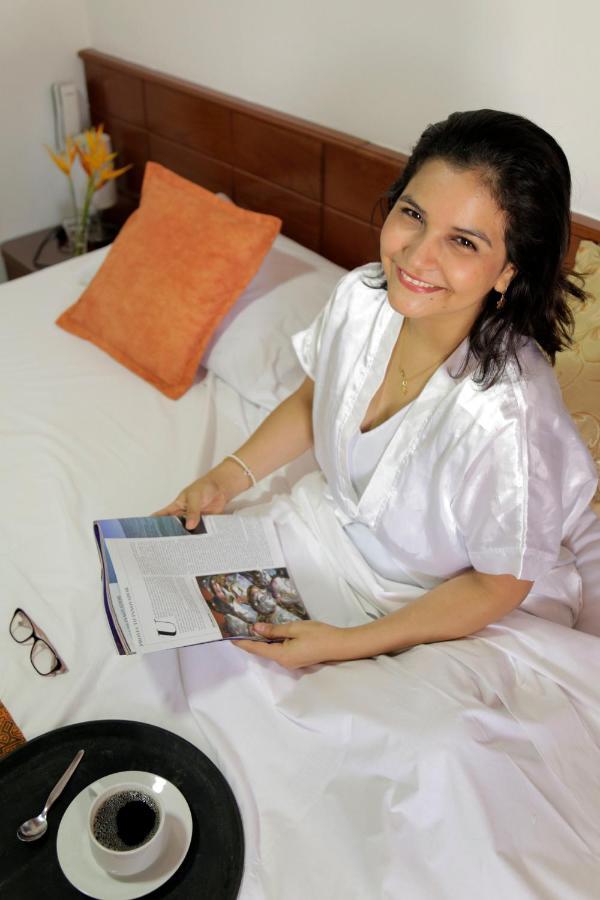 Hostal Macambo Iquitos Eksteriør billede
