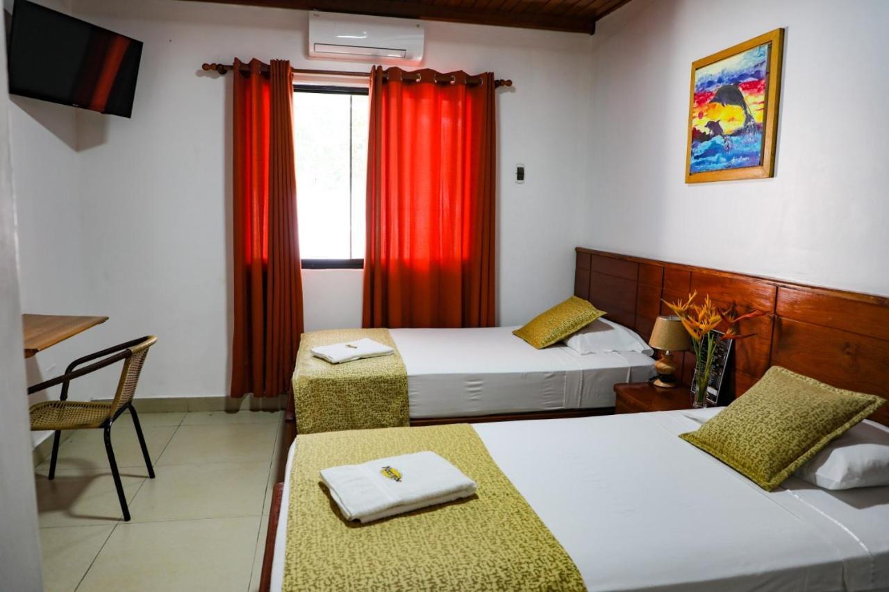 Hostal Macambo Iquitos Eksteriør billede