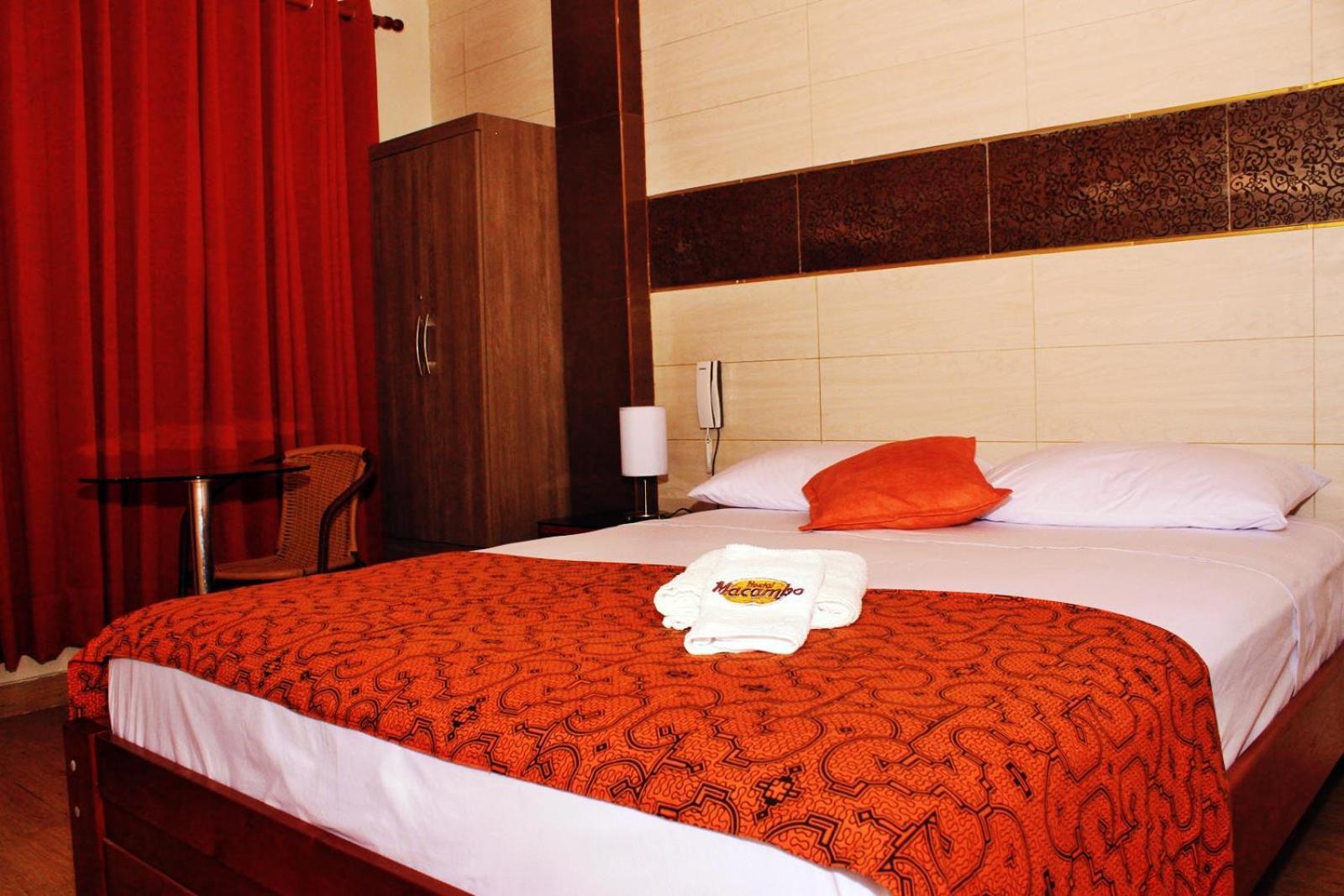 Hostal Macambo Iquitos Eksteriør billede