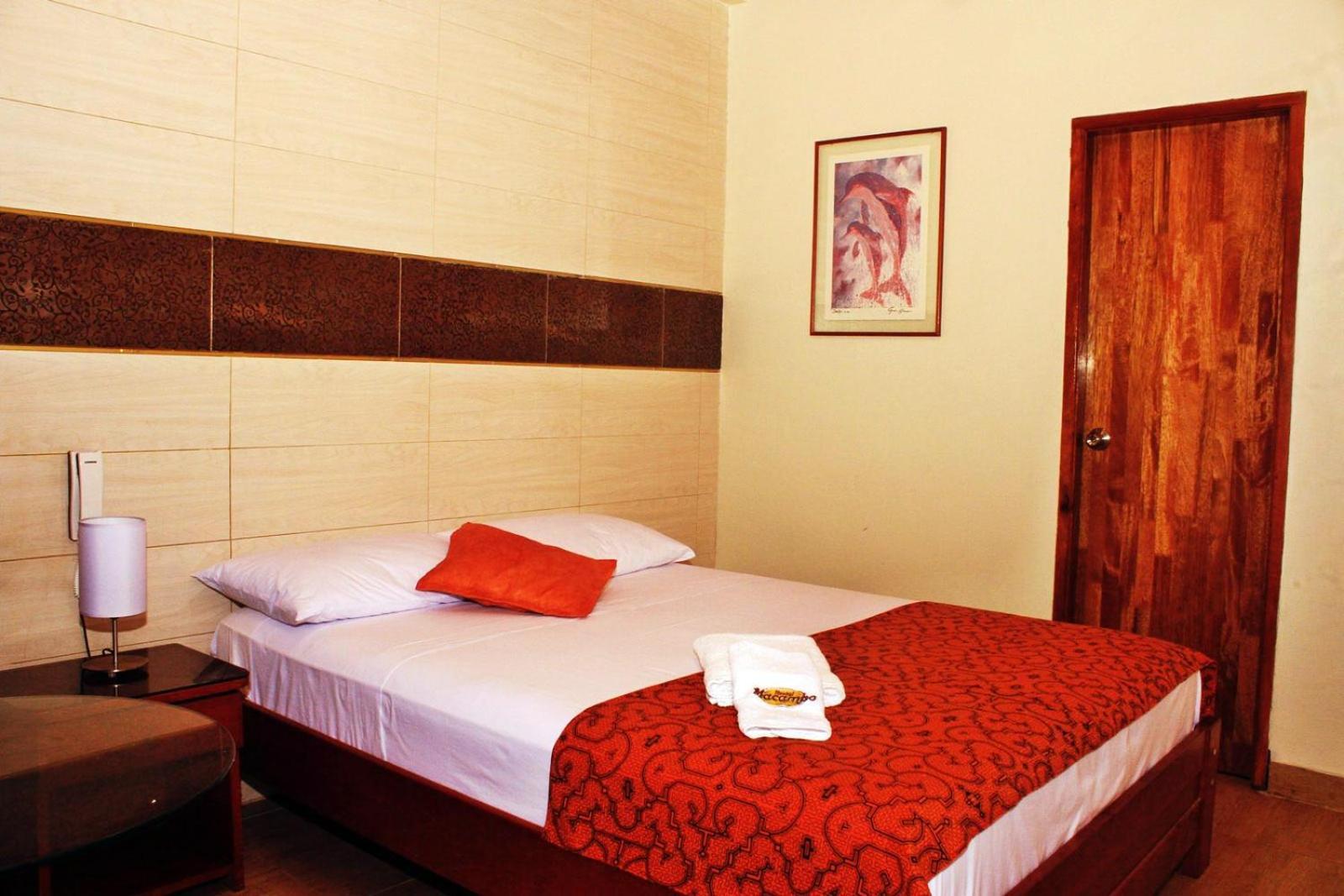 Hostal Macambo Iquitos Eksteriør billede