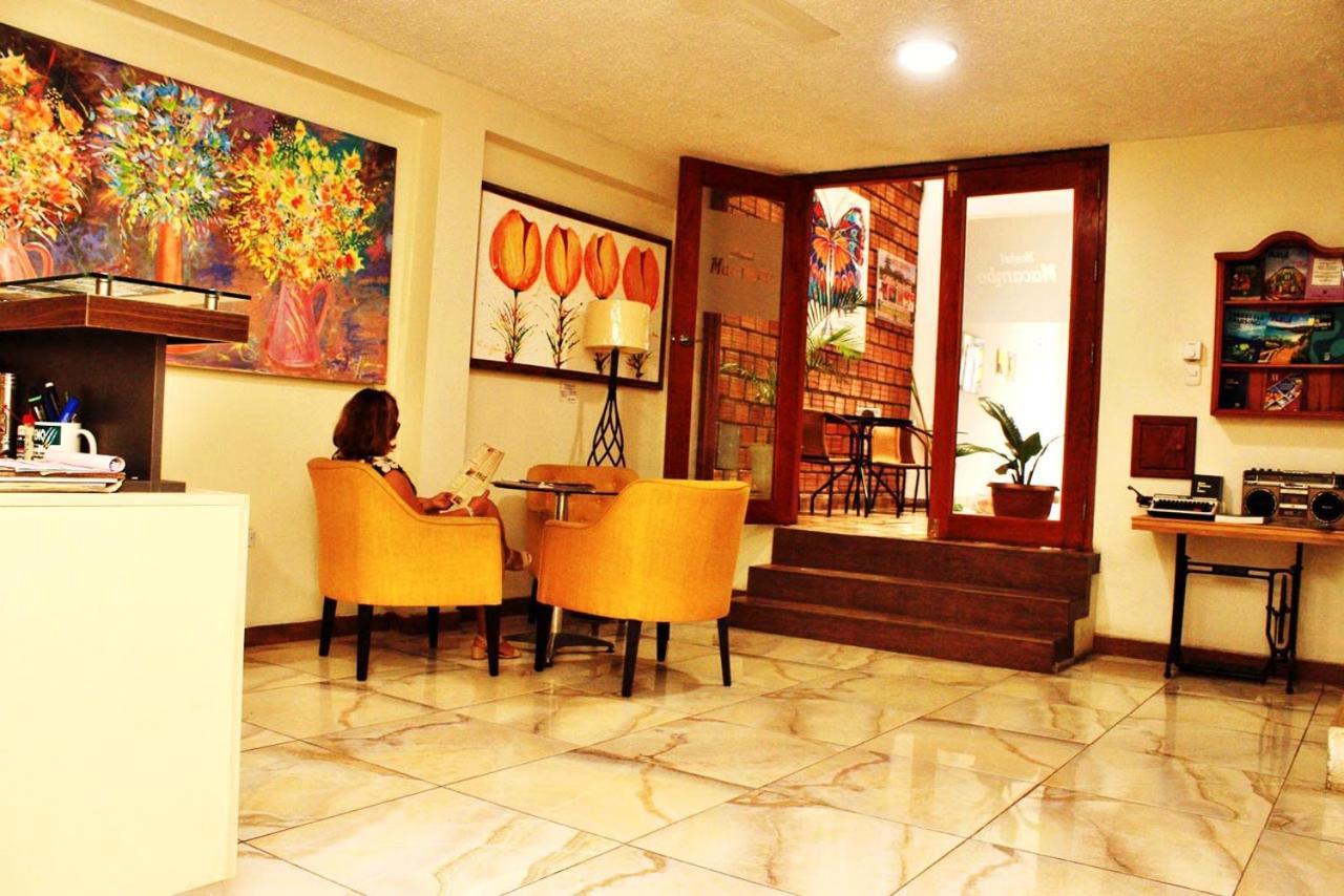 Hostal Macambo Iquitos Eksteriør billede