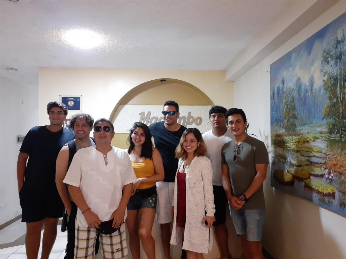Hostal Macambo Iquitos Eksteriør billede